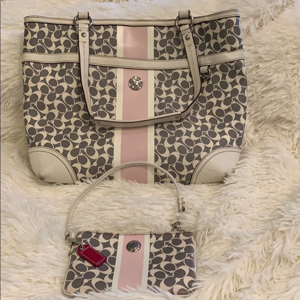 Coach shoulder bag